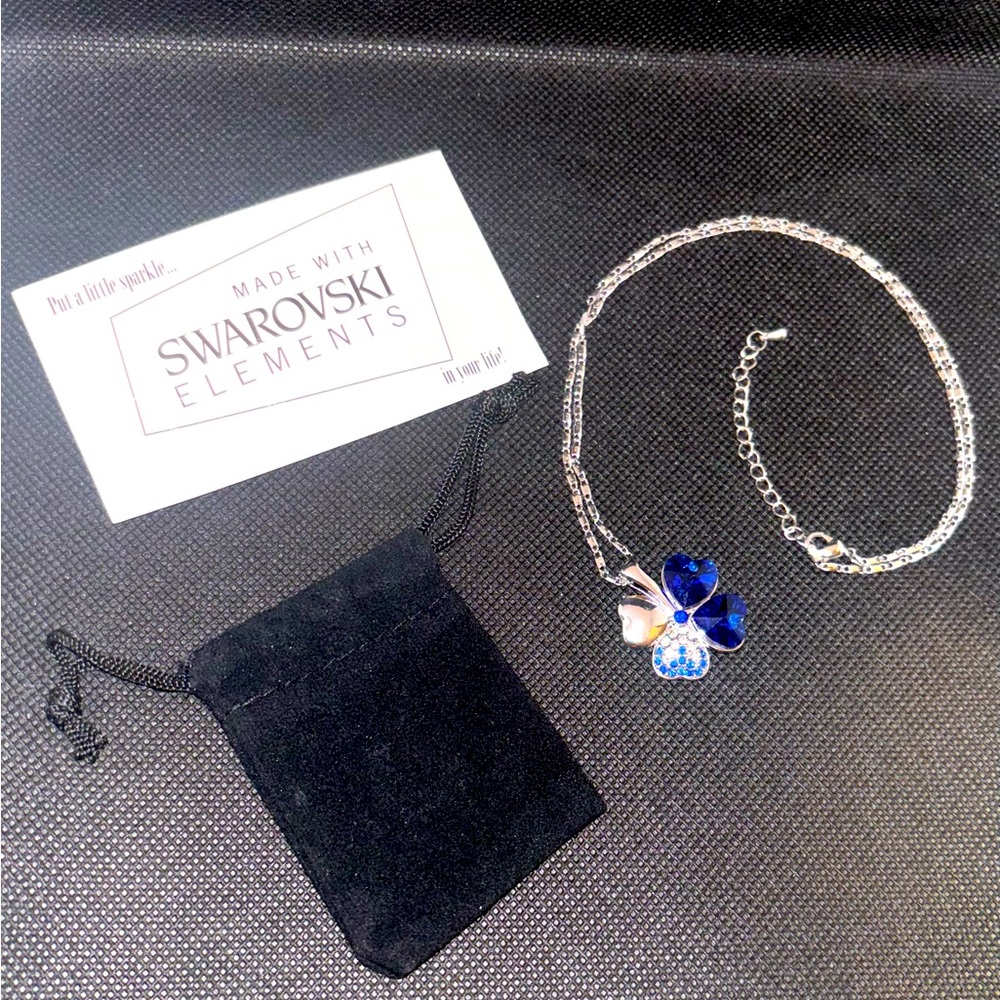 Swarovski Elements Clover Pendant Necklace